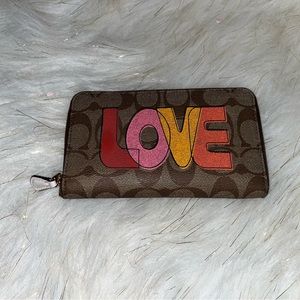 Coach Jes Love Wallet
